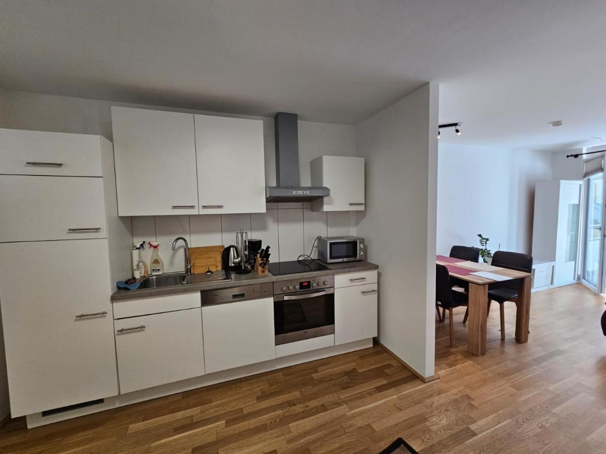 Stylish Apartment In Innsbruck + 1 Parking Spot Eksteriør bilde